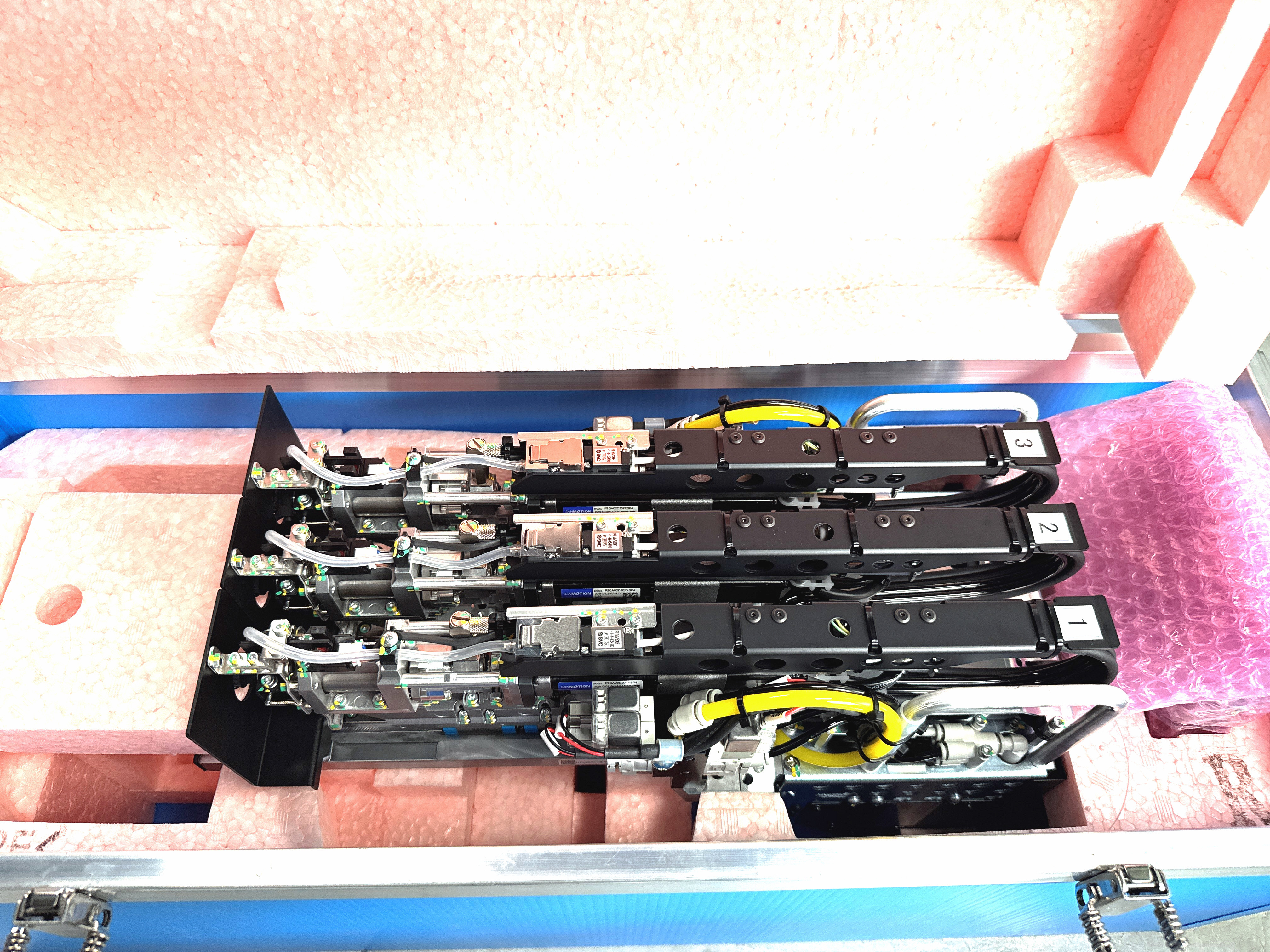 บล็อกบริษัทล่าสุดเกี่ยวกับ ชิ้นส่วนเครื่องจักร SMT คุณภาพสูงส่งผลกระทบต่อ ROI โดยรวมของการผลิตอย่างไร